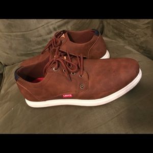 Men’s camel colored Levi brand shoes